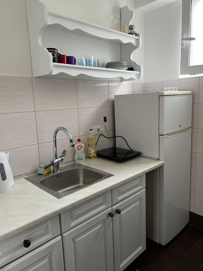 Apartman Lena Belgrad Exterior foto