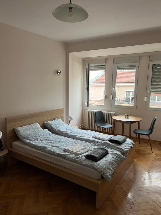 Apartman Lena Belgrad Exterior foto