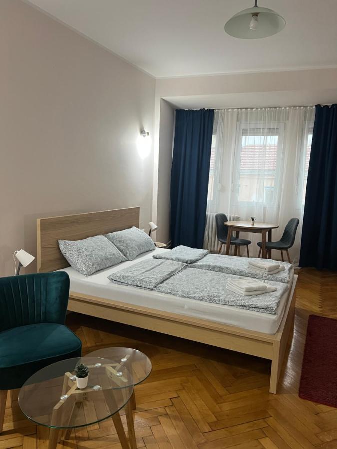 Apartman Lena Belgrad Exterior foto